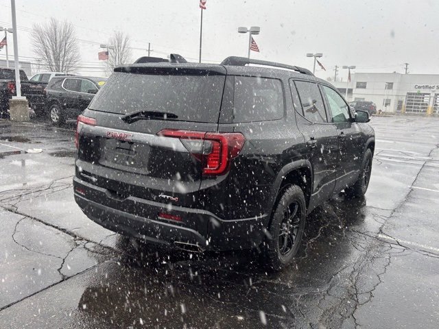 Used 2023 GMC Acadia AT4 image 5