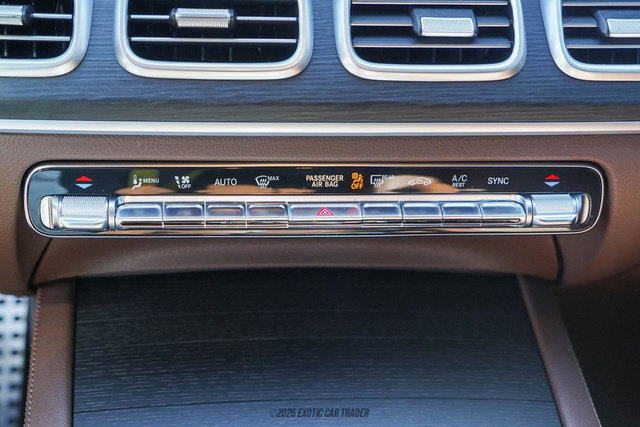 Used 2024 Mercedes-Benz GLS 450 4MATIC image 44