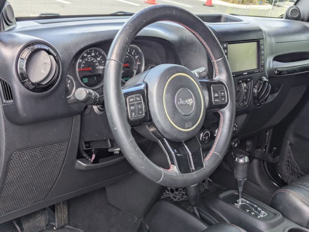 Used 2012 Jeep Wrangler Unlimited Sahara AWD/4WD image 10