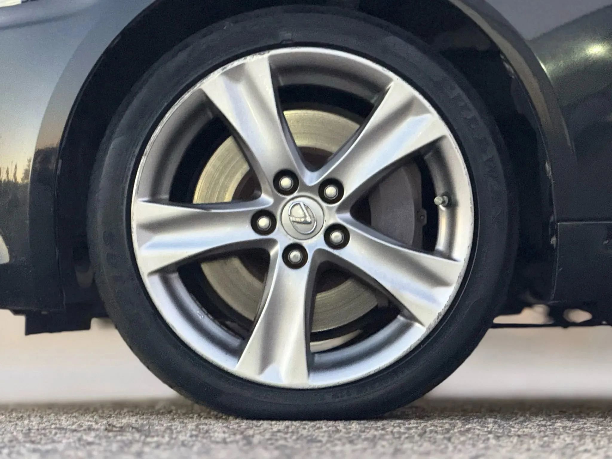 Used 2012 Lexus IS 350C image 29