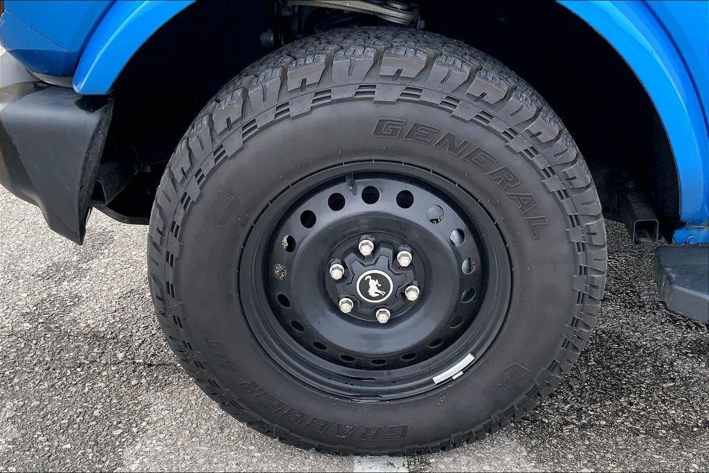 Used 2024 Ford Bronco Outer Banks AWD/4WD image 8