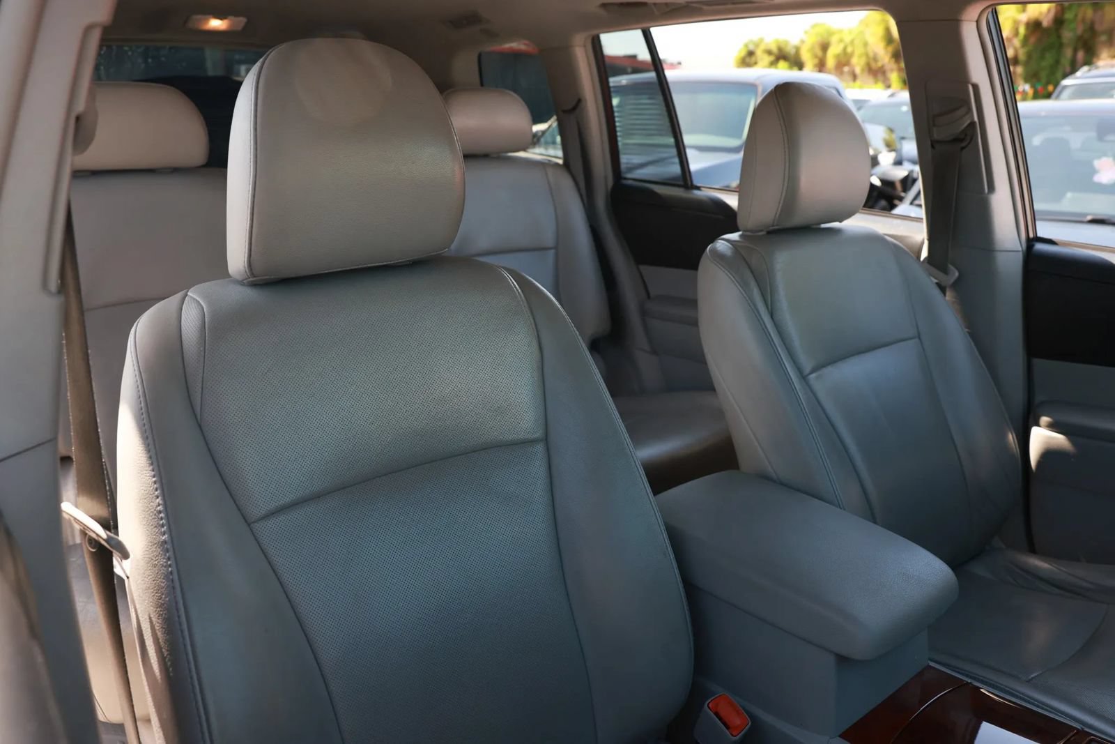 Used 2013 Toyota Highlander Limited AWD/4WD image 27