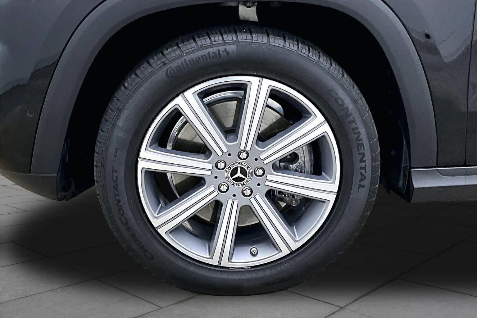 Certified 2022 Mercedes-Benz GLS 450 4MATIC image 11