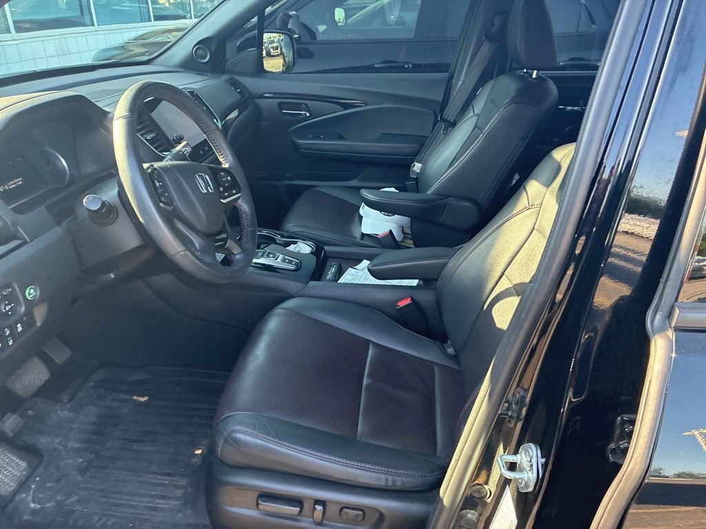 Used 2022 Honda Pilot Black Edition image 9