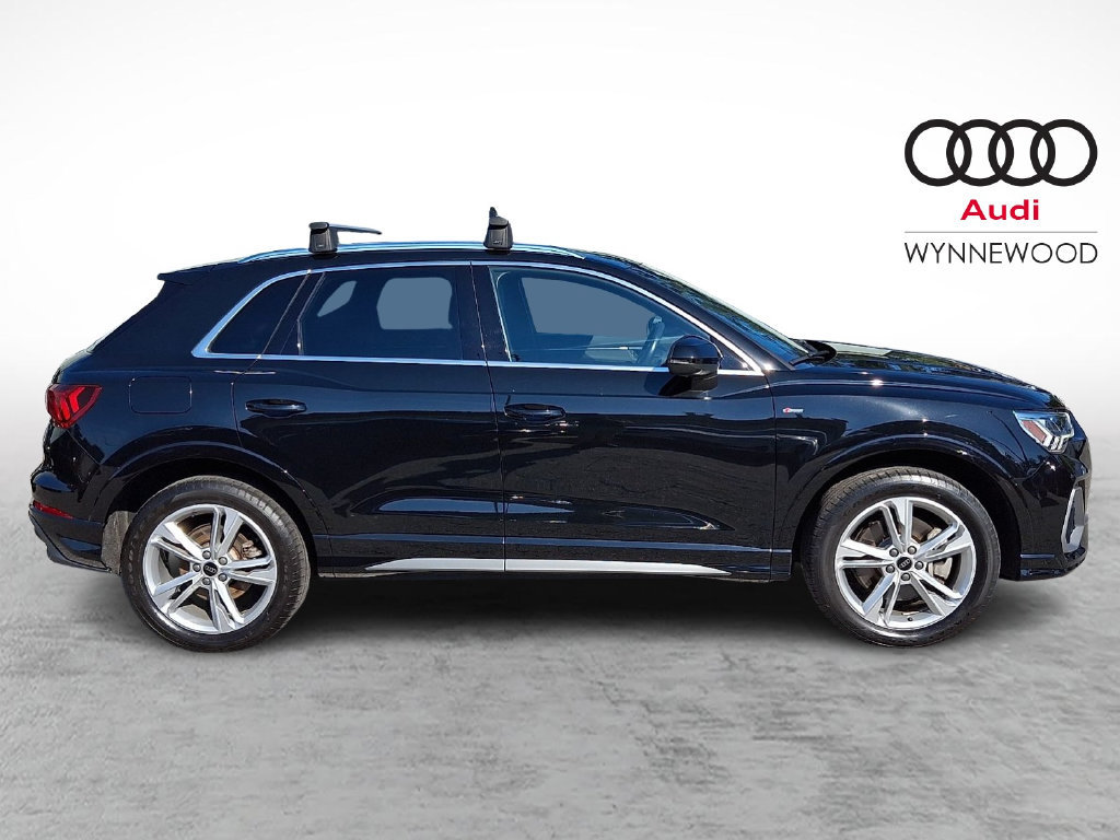 Certified 2023 Audi Q3 2.0T Premium w/ Convenience Package AWD/4WD image 7