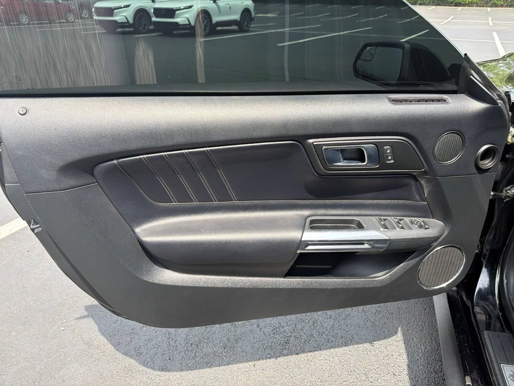 Used 2020 Ford Mustang Premium RWD image 15