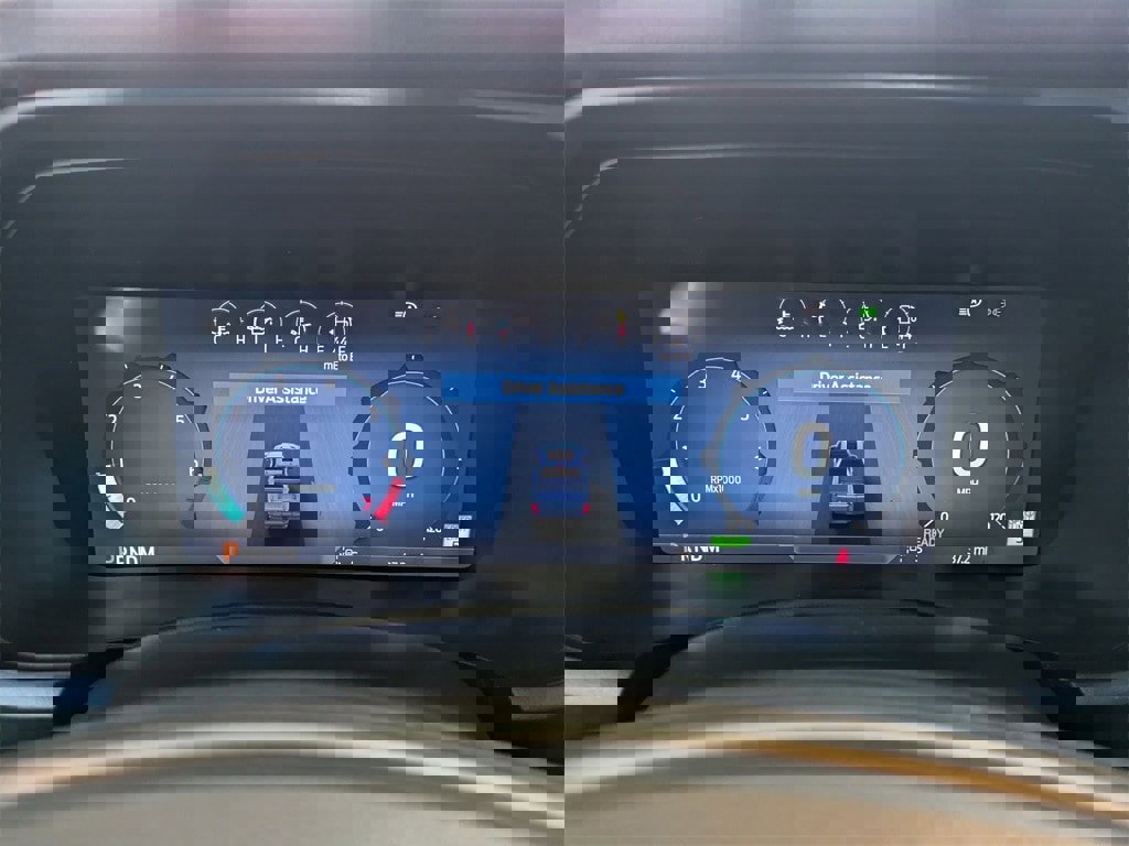 New 2025 Ford F150 Lariat w/ Equipment Group 502A High image 11