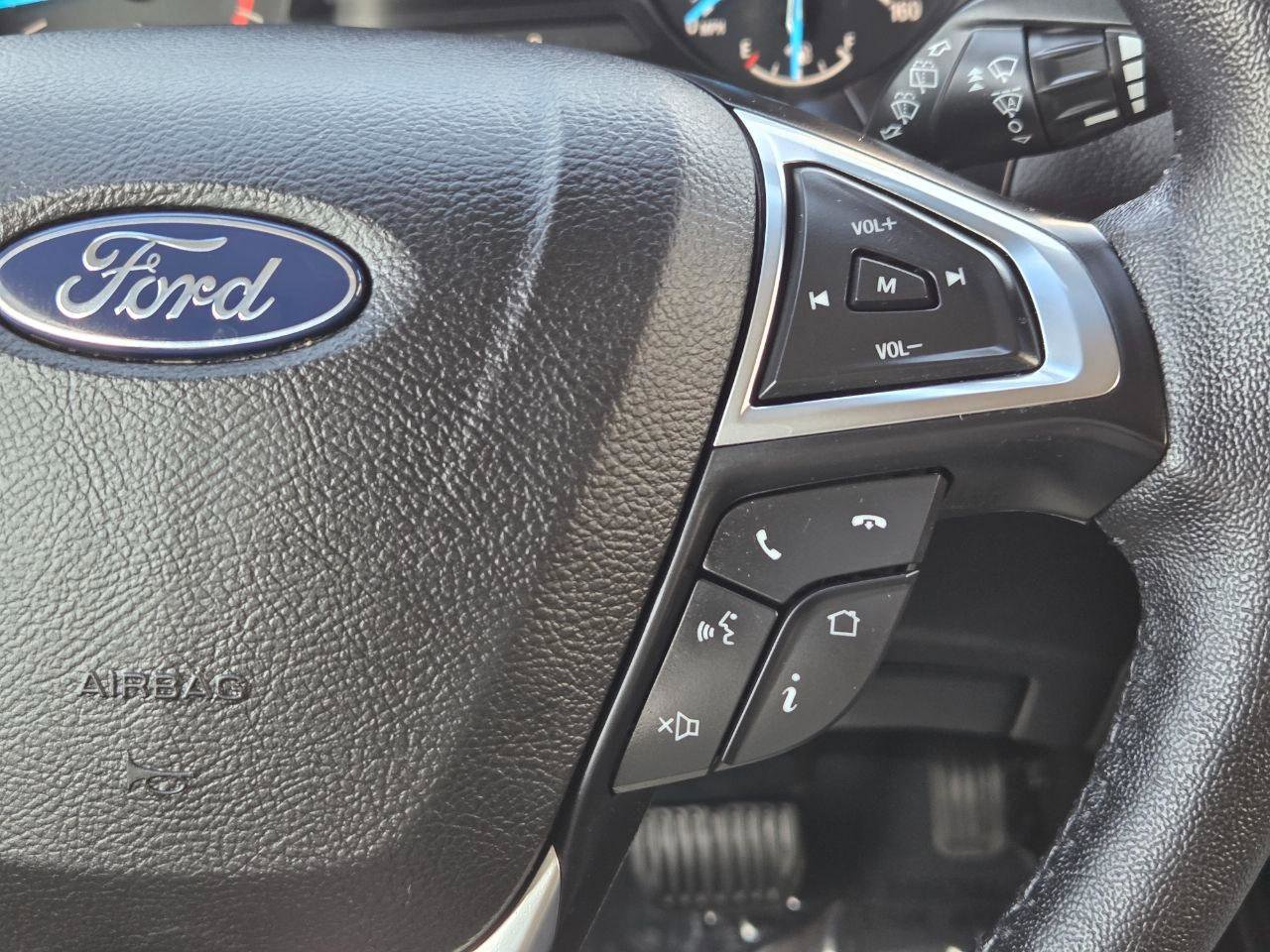 Used 2019 Ford Edge SEL FWD image 27