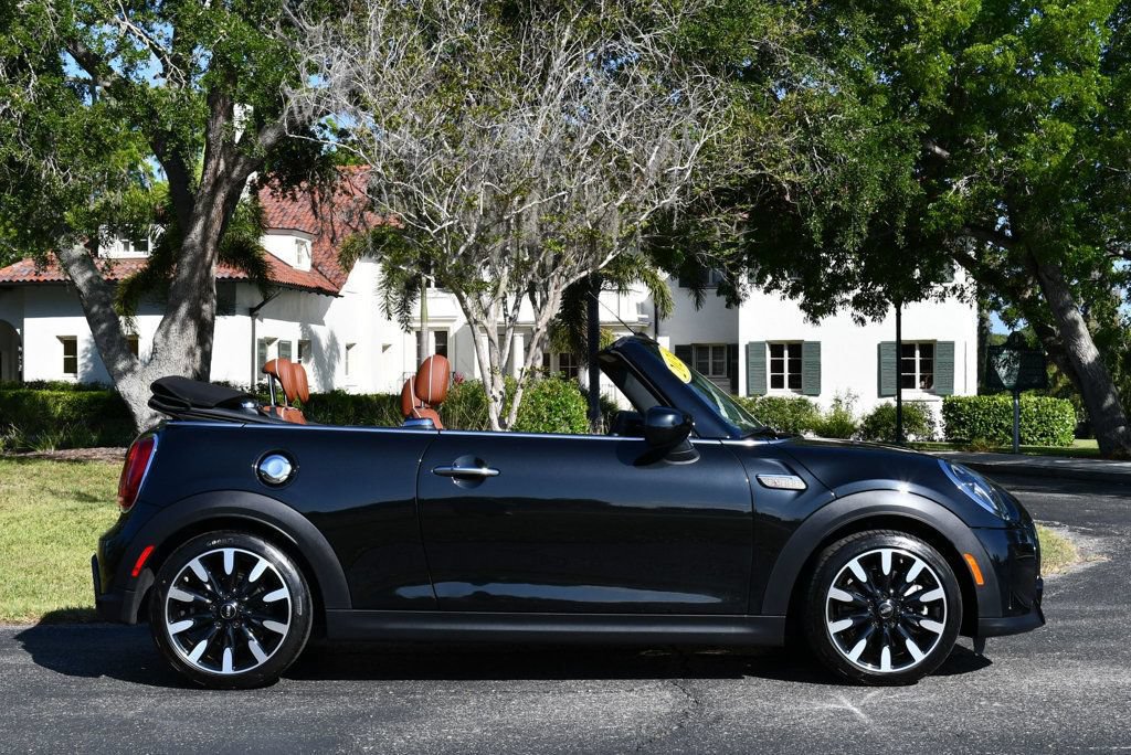 Used 2024 MINI Cooper S w/ Signature Upholstery Package FWD image 42