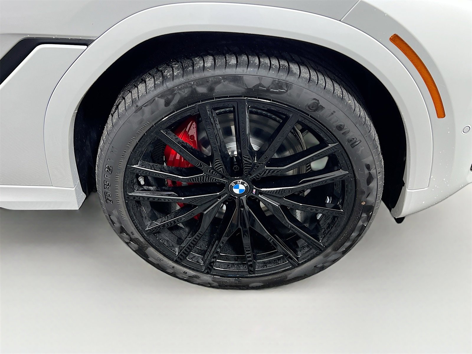 New 2026 BMW X6 xDrive40i w/ Climate Comfort Package image 35