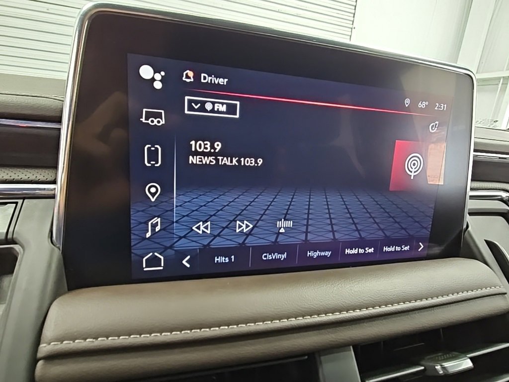 Certified 2022 GMC Yukon XL SLT w/ SLT Luxury Package image 18