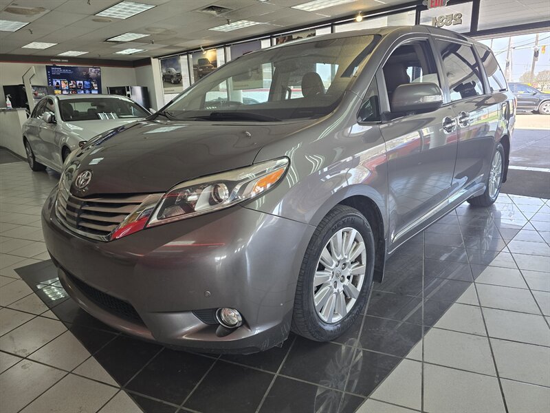 Used 2017 Toyota Sienna Limited Premium w/ Advanced Technology Package