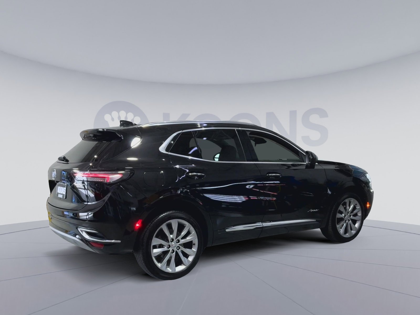 Used 2023 Buick Envision Avenir image 11