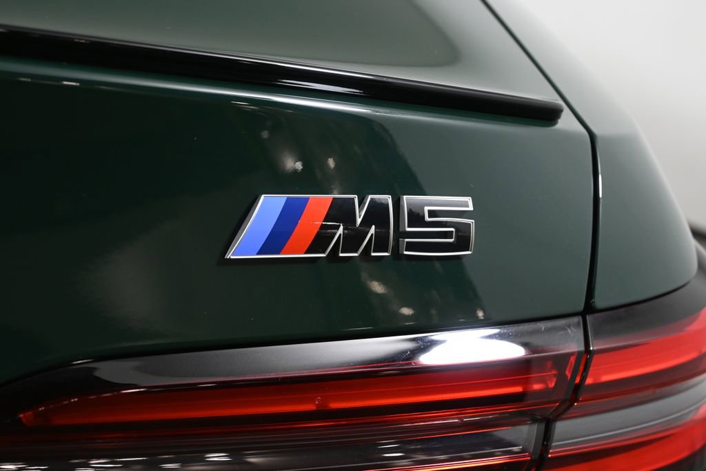 New 2026 BMW M5 w/ Executive Package AWD/4WD image 39