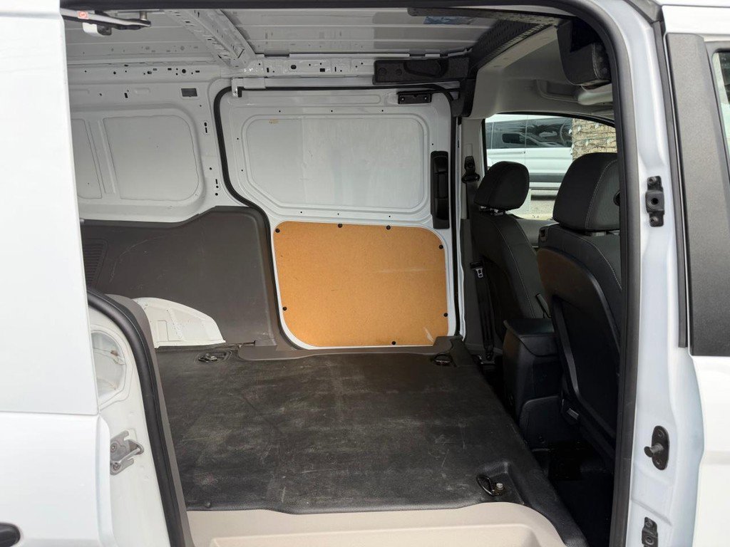 Used 2021 Ford Transit Connect XLT image 42