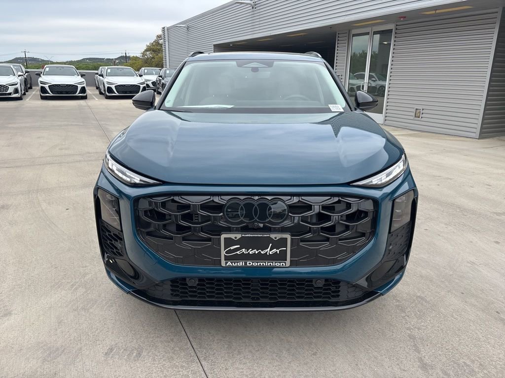 New 2026 Audi Q3 quattro 2.0T AWD/4WD image 2