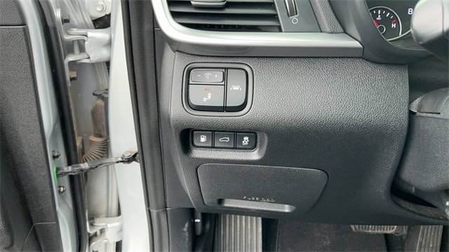 Used 2019 Kia Optima EX w/ EX Premium Package image 18