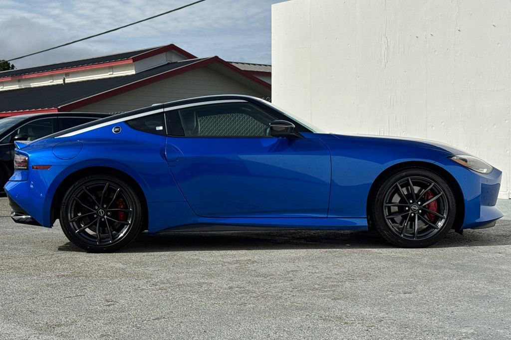 Used 2024 Nissan Z Performance w/ Floor Mat Package image 2