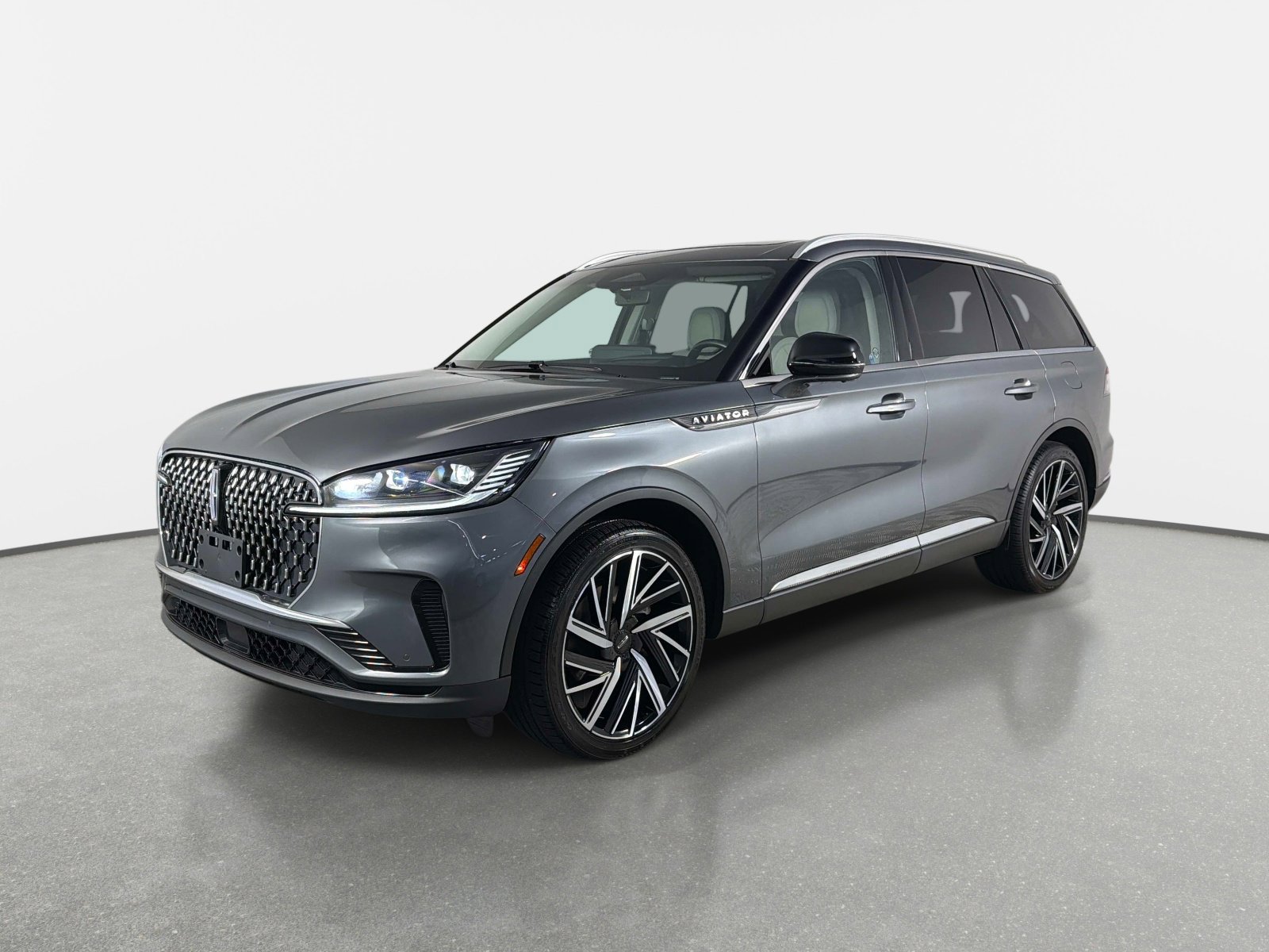 Used 2025 Lincoln Aviator Reserve w/ Equipment Group 201A AWD/4WD image 7