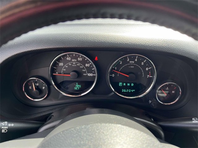 Used 2018 Jeep Wrangler Unlimited Sport w/ Connectivity Group image 12