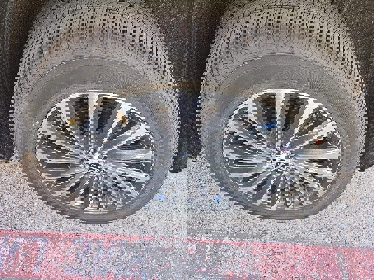 Used 2024 Hyundai Palisade Calligraphy image 11