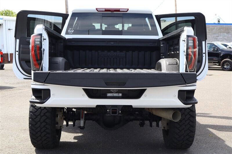 Used 2025 GMC Sierra 3500 AT4 AWD/4WD image 38