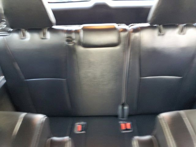 Used 2021 Toyota Highlander XLE FWD image 11