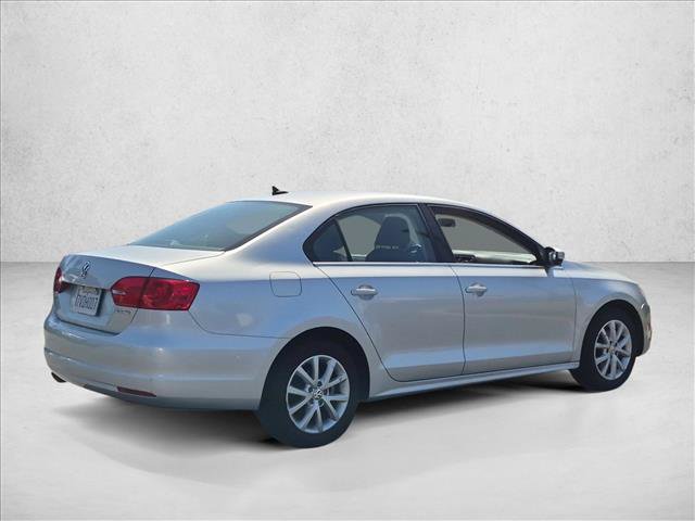 Used 2013 Volkswagen Jetta SE FWD image 5