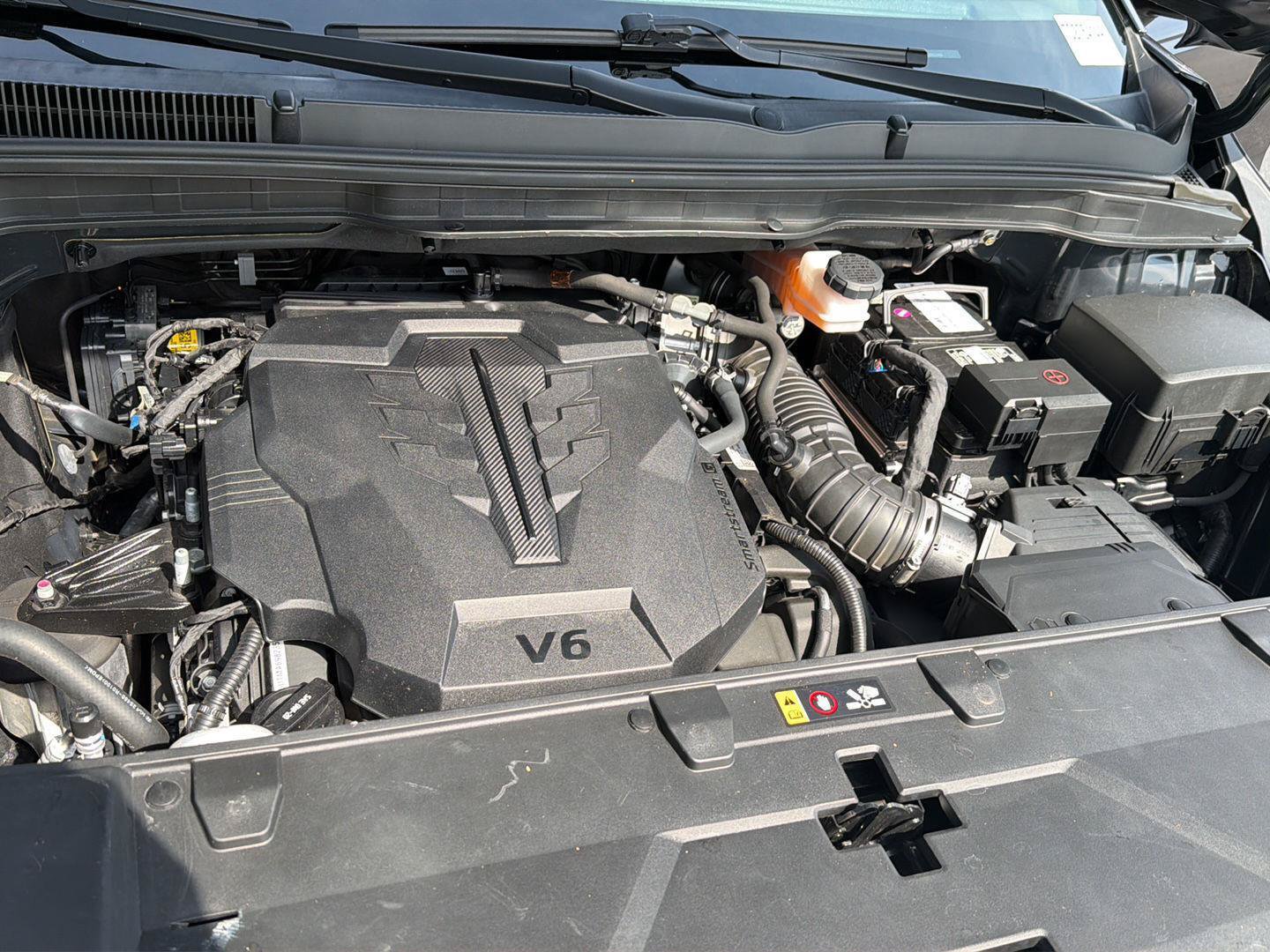 Used 2022 Kia Carnival LX FWD image 31