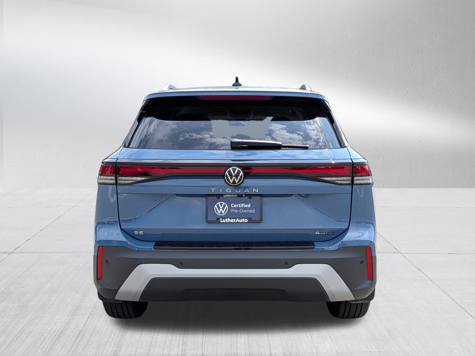 Certified 2026 Volkswagen Tiguan SE AWD/4WD image 6