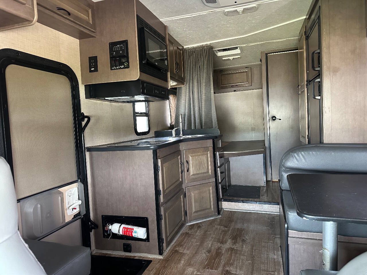Used 2017 Ford E-350 and Econoline 350 Super Duty w/ Motorhome Prep Package RWD image 13