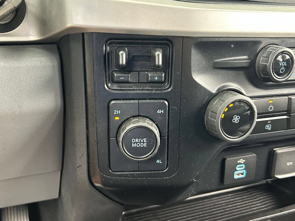 Used 2024 Ford F250 XLT AWD/4WD image 35