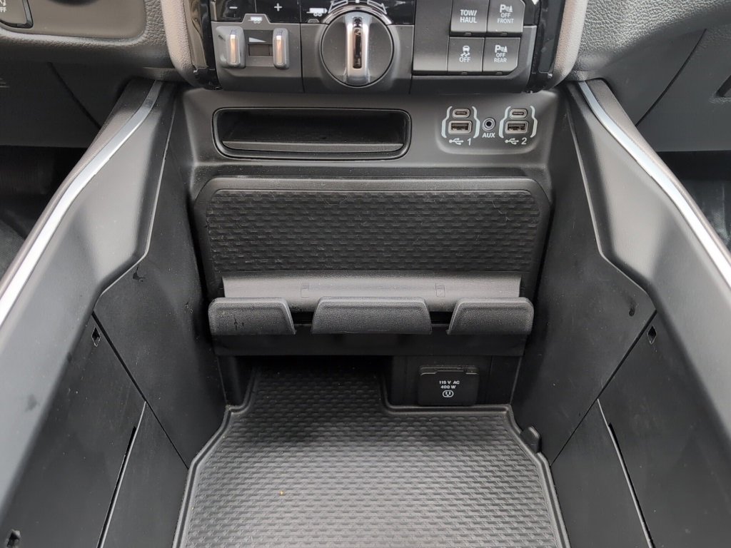 Used 2023 RAM 1500 Big Horn image 34