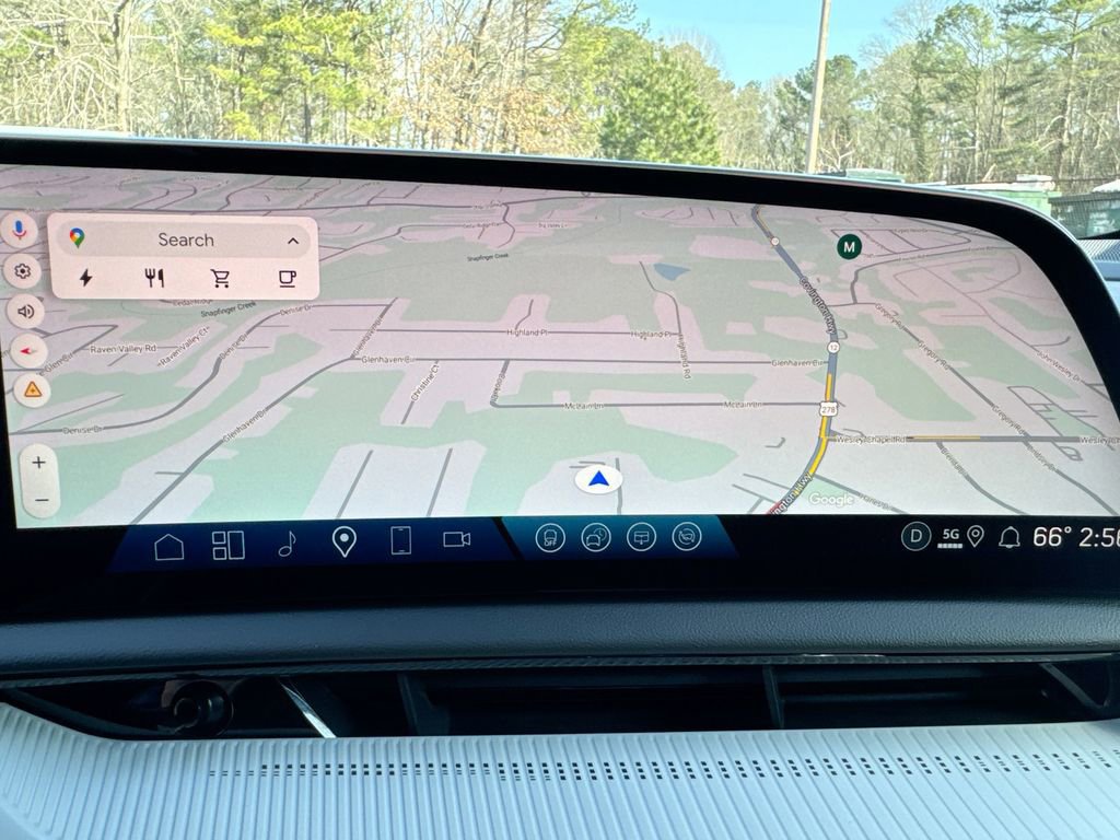 Used 2025 Cadillac Optiq Sport 2 image 26