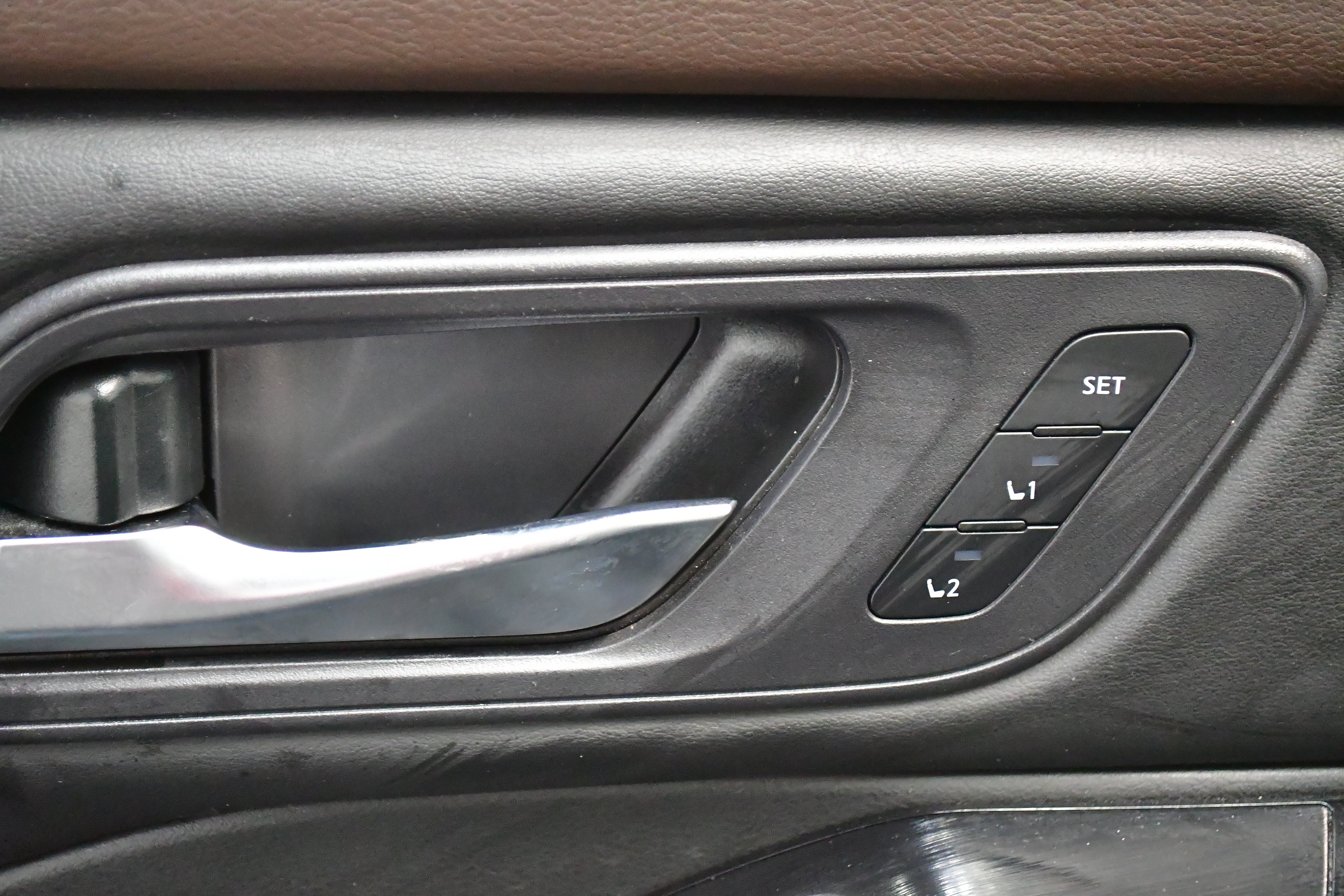 Used 2023 Nissan Rogue SL image 23