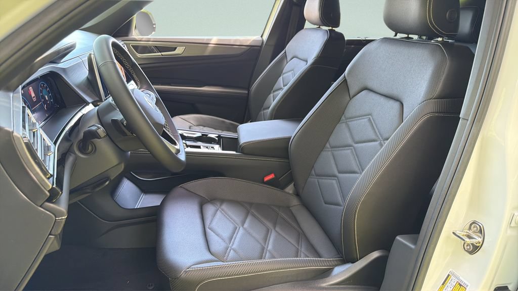 New 2026 Volkswagen Atlas Cross Sport SE FWD image 28
