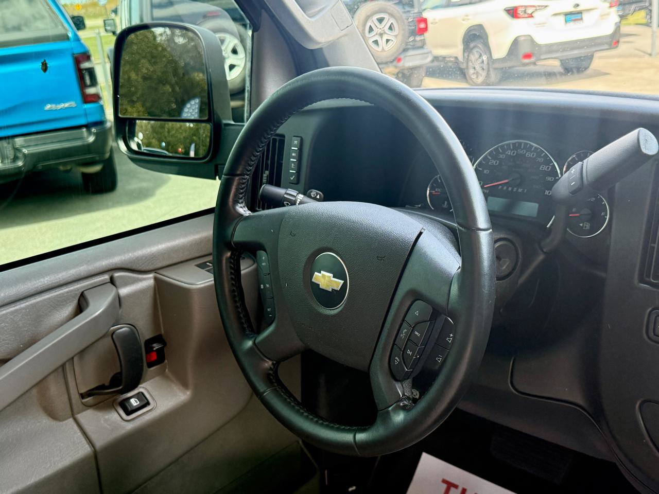 Used 2023 Chevrolet Express 2500 w/ Driver Convenience Package RWD image 23