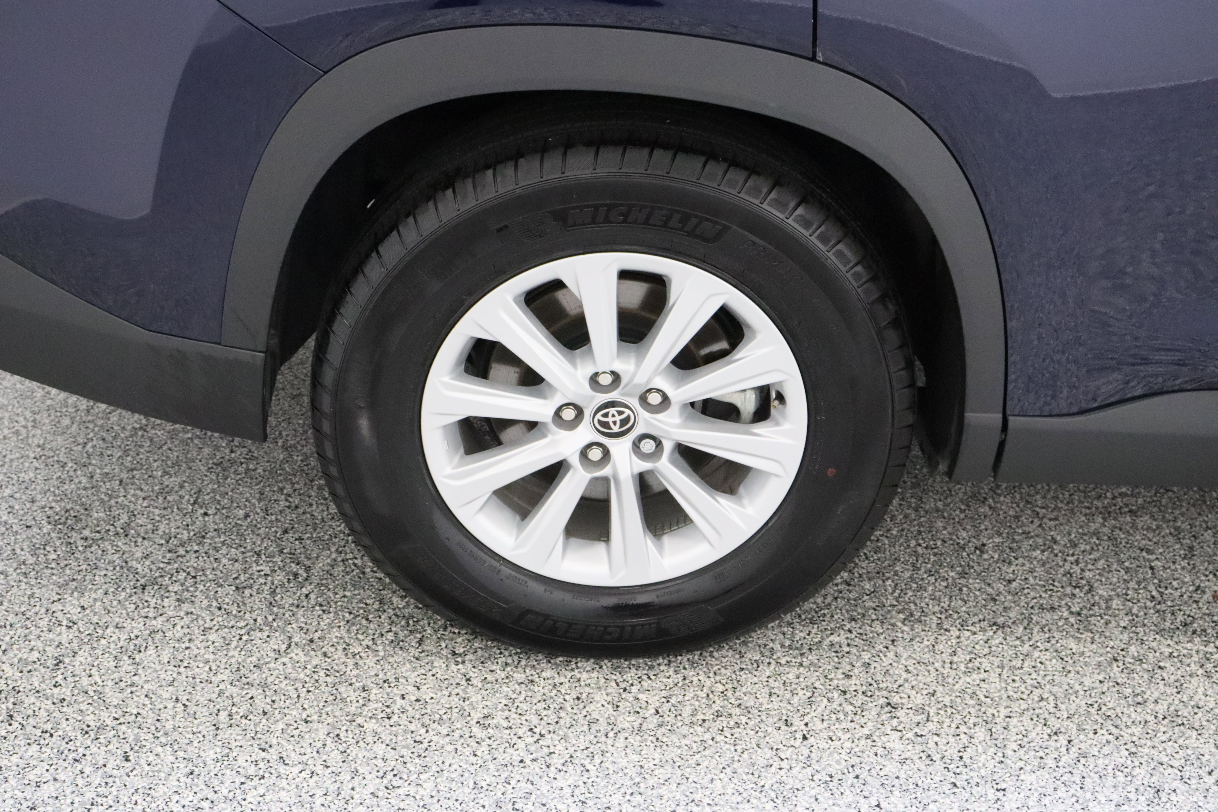 Certified 2025 Toyota Grand Highlander FWD image 6