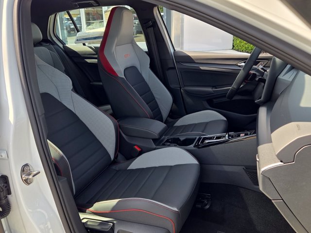 New 2026 Volkswagen GTI SE FWD image 15