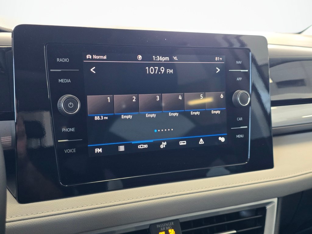 New 2026 Volkswagen Taos SEL AWD/4WD image 27