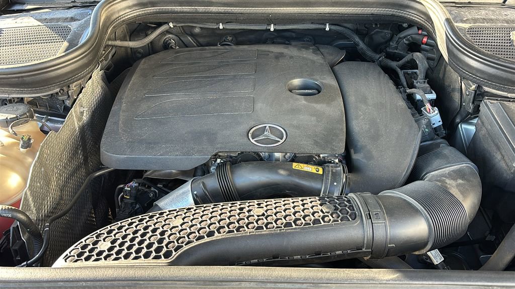 Used 2020 Mercedes-Benz GLE 350 4MATIC image 33