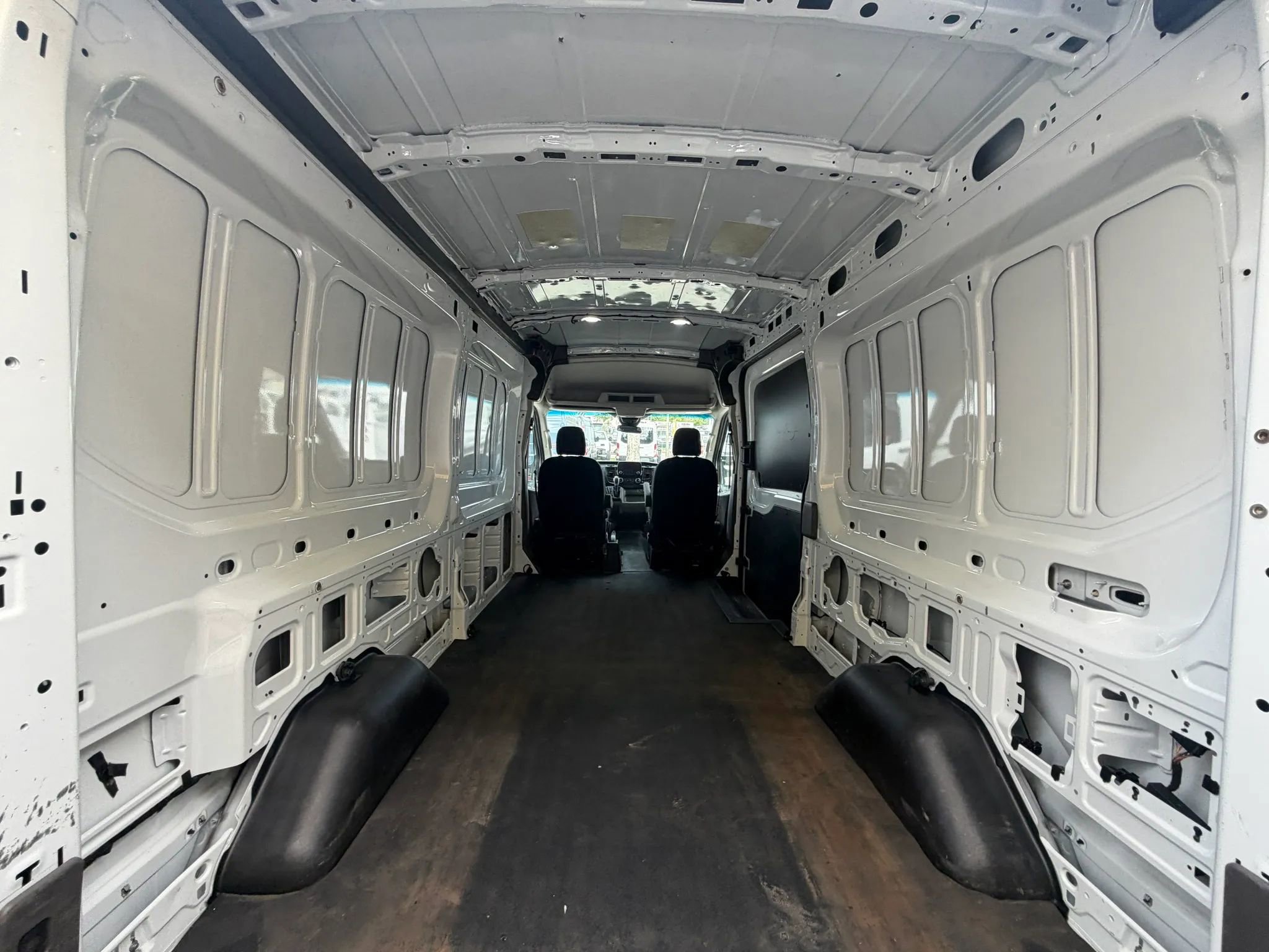 Used 2020 Ford Transit 350 Medium Roof w/ Interior Upgrade Package RWD image 6