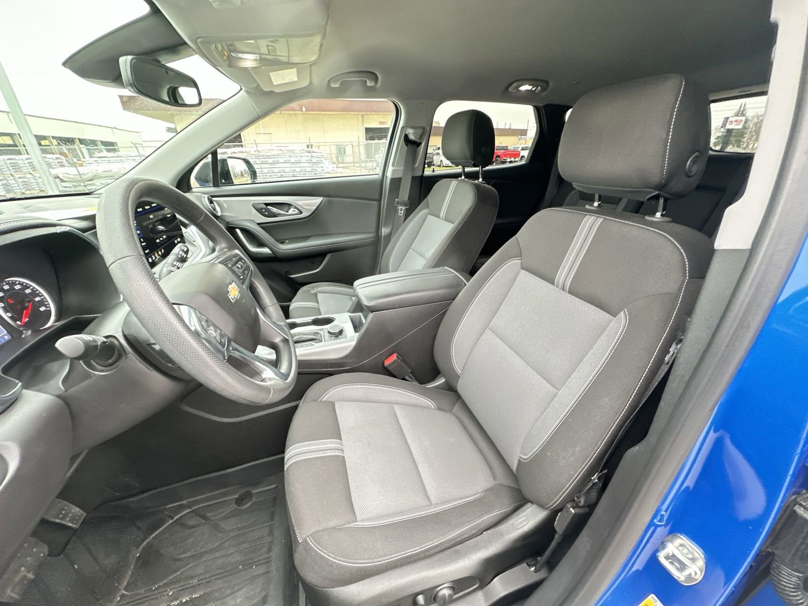Used 2024 Chevrolet Blazer LT w/ Convenience Package AWD/4WD image 18