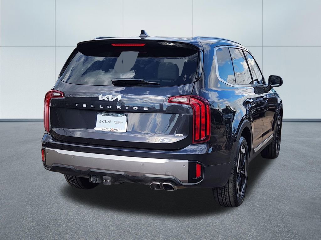 Used 2025 Kia Telluride S image 5
