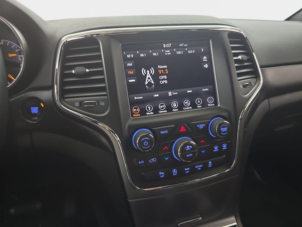 Used 2018 Jeep Grand Cherokee Laredo AWD/4WD image 22