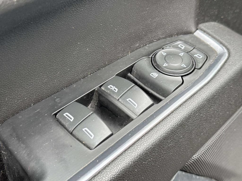 Used 2023 Chevrolet Silverado 1500 RST AWD/4WD image 28