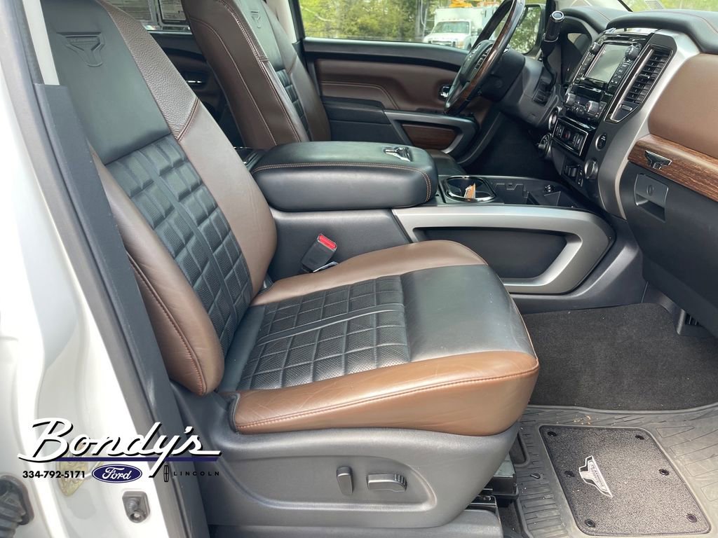 Used 2018 Nissan Titan Platinum Reserve w/ Platinum Utility Package image 18