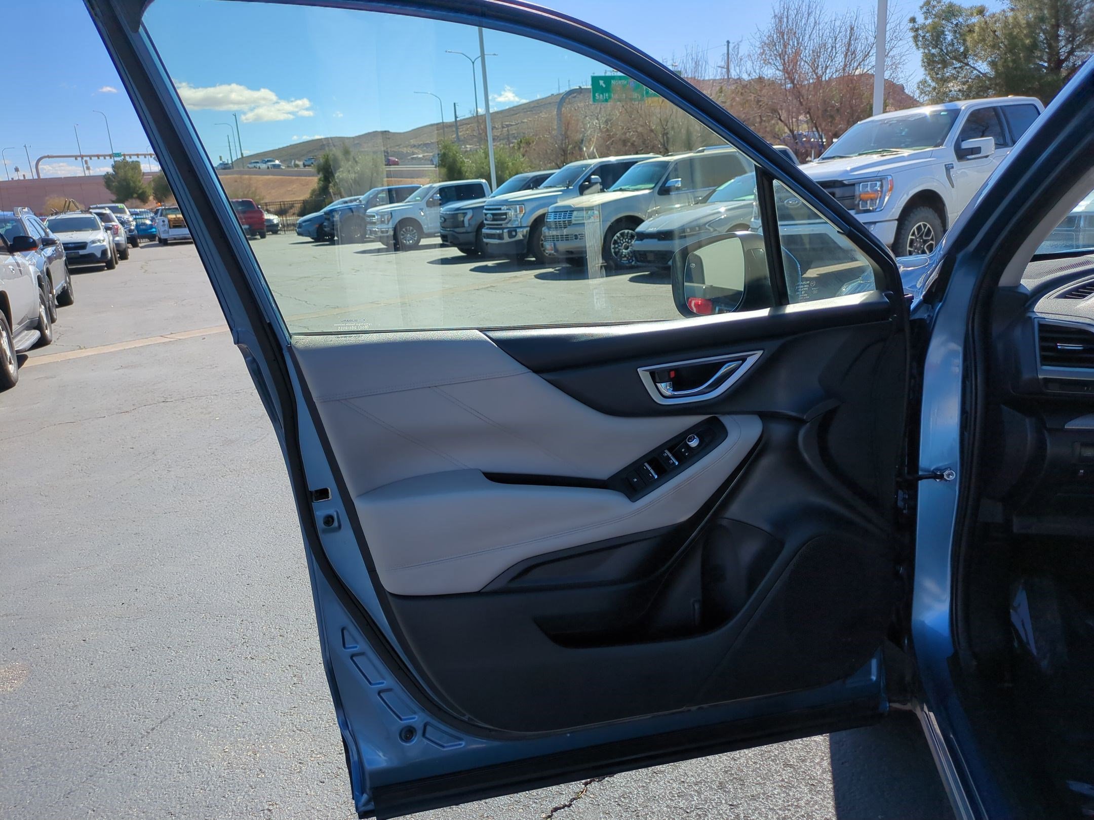 Used 2021 Subaru Forester Limited w/ Popular Package #3 image 12