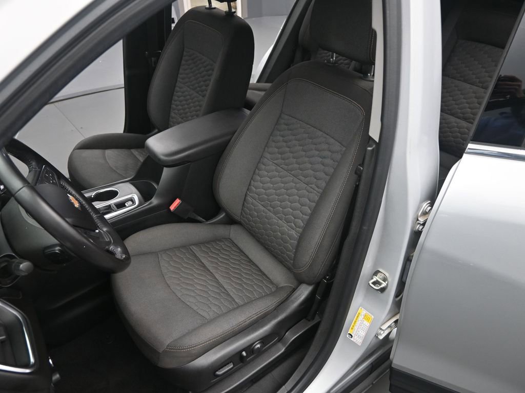 Used 2019 Chevrolet Equinox LT image 11