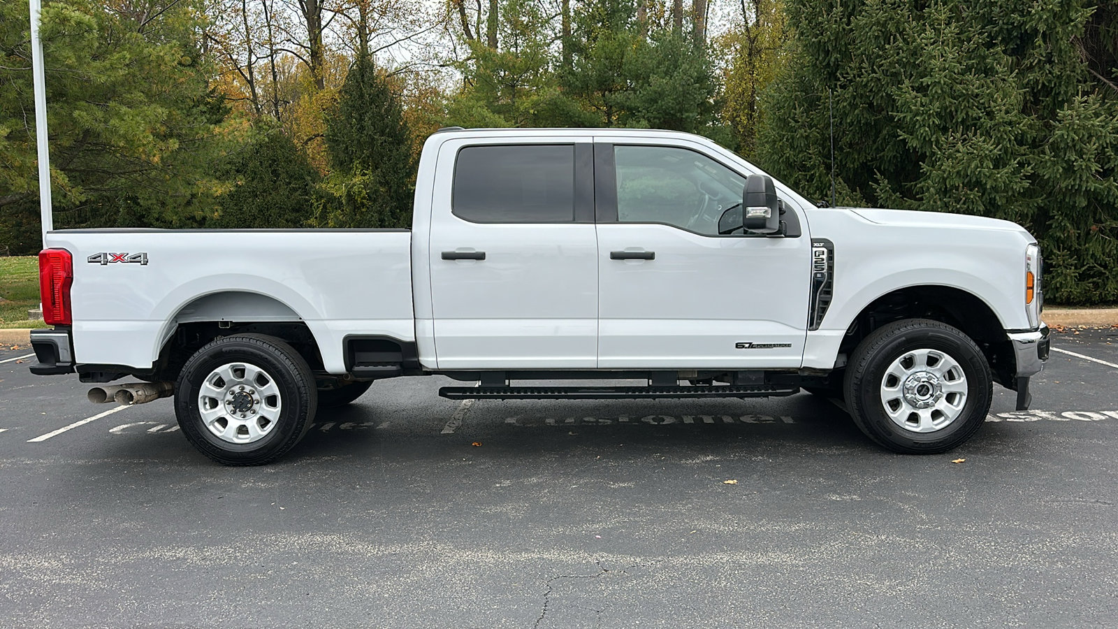 Used 2024 Ford F250 XLT image 30